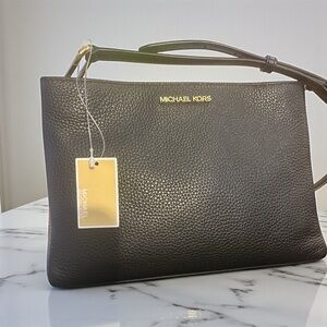 MICHAEL KORS Trisha Leather Crossbody — NWT